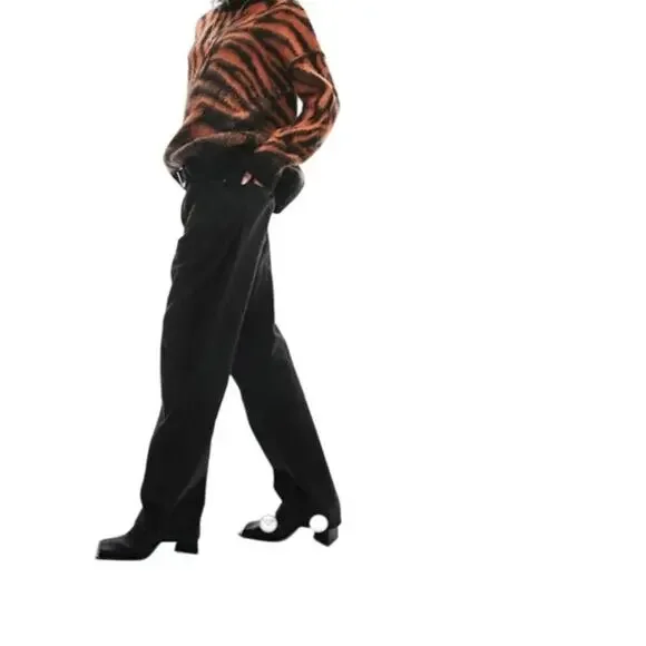 Topshop NWT KNITTED Zebra Fluffy Sweater size 8-10 oversized look - Picture 2 of 7